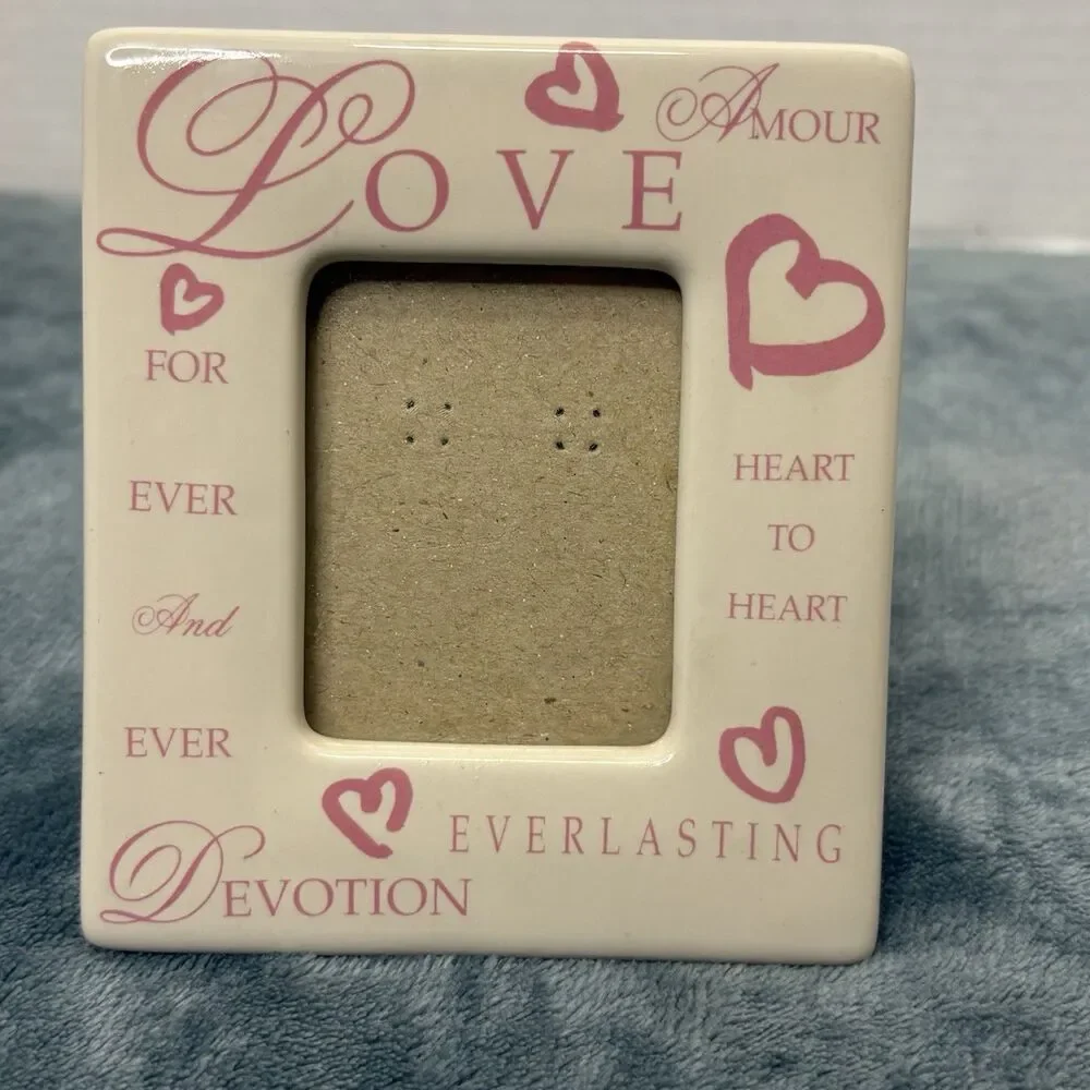 Vintage 1997 HB Group Love Photo Frame 2.75